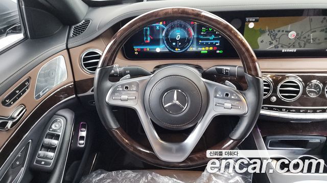 Mercedes-Benz S-Class S560eL