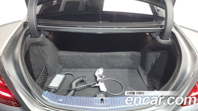 Mercedes-Benz S-Class S560eL