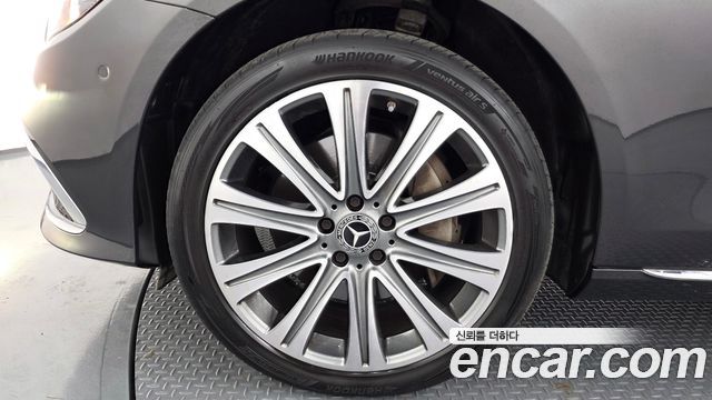 Mercedes-Benz E-Class E350 4MATIC Exclusive