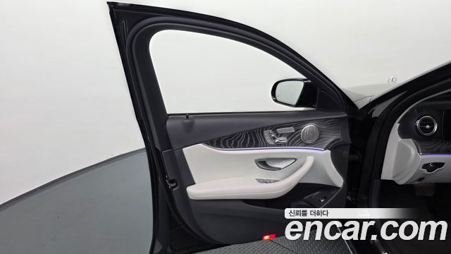 Mercedes-Benz E-Class E350 4MATIC Exclusive