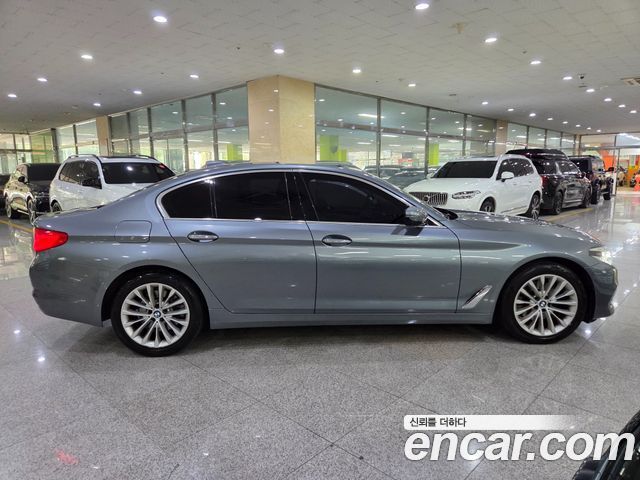 BMW 5-Series 520d Luxury Special Edition