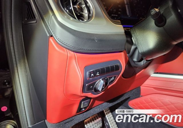 Mercedes-Benz G-Class AMG G63