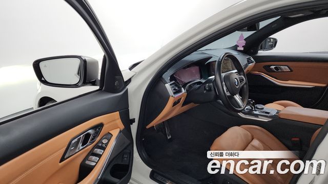 BMW 3-Series M340i xDrive Touring Performance