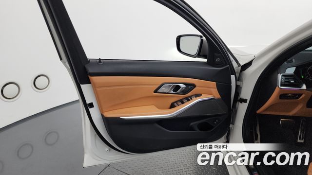BMW 3-Series M340i xDrive Touring Performance