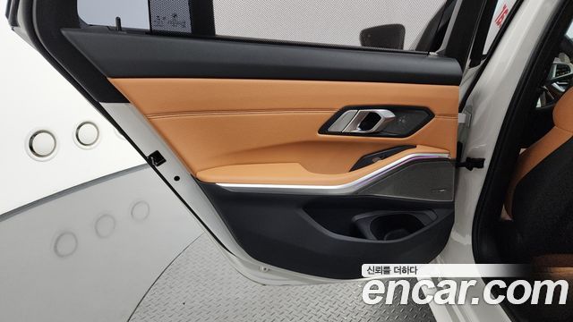 BMW 3-Series M340i xDrive Touring Performance