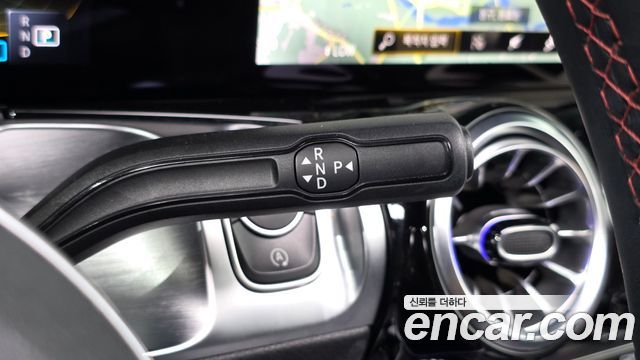 Mercedes-Benz GLB-Class AMG GLB35 4MATIC