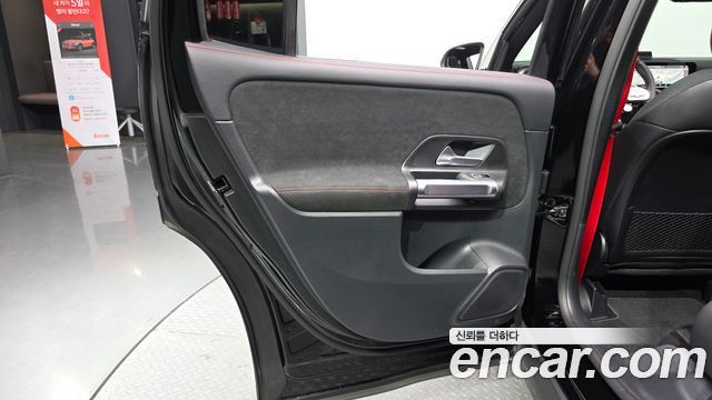 Mercedes-Benz GLB-Class AMG GLB35 4MATIC