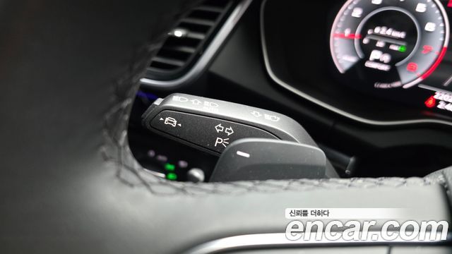 Audi Q5 45 TFSI Quattro Premium