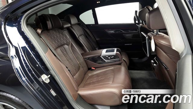 BMW 7-Series 730Ld xDrive M Sport