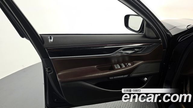 BMW 7-Series 730Ld xDrive M Sport