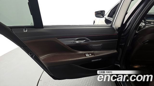 BMW 7-Series 730Ld xDrive M Sport