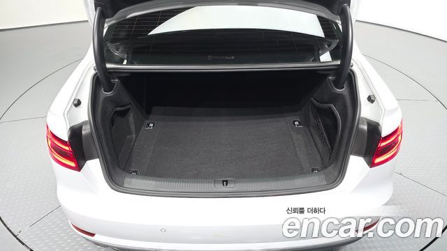 Audi A4 35 TDI Premium