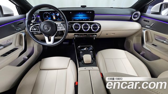 Mercedes-Benz A-Class A220 Hatchback