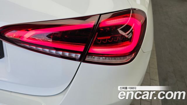 Mercedes-Benz A-Class A220 Hatchback