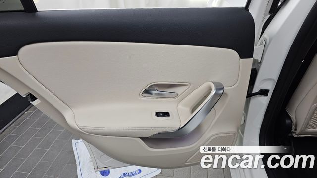 Mercedes-Benz A-Class A220 Hatchback