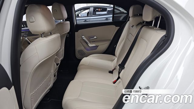 Mercedes-Benz A-Class A220 Hatchback