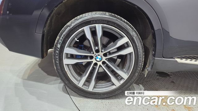 BMW X6 M50d