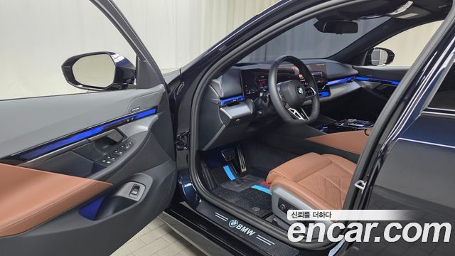 BMW 5-Series 530i xDrive M Sport