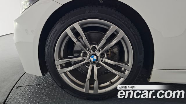 BMW 3-Series 320i M Sport