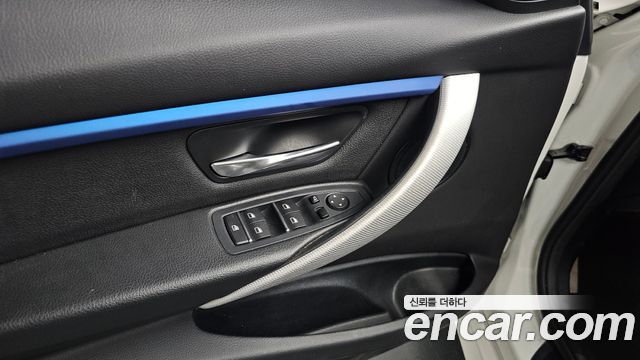 BMW 3-Series 320i M Sport
