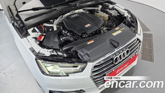 Audi A4 45 TFSI Premium