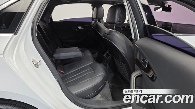 Audi A4 45 TFSI Premium