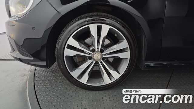 Mercedes-Benz CLA-Class CLA200 d