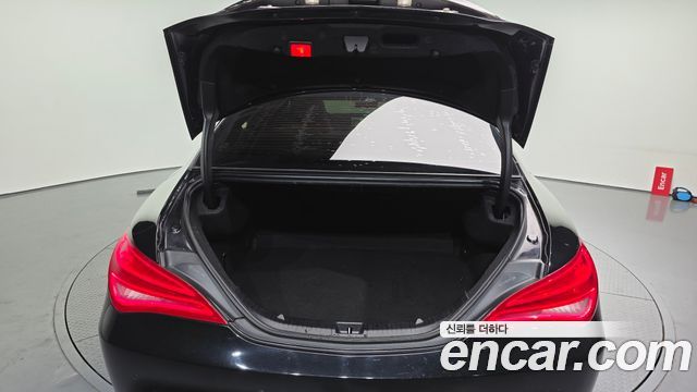Mercedes-Benz CLA-Class CLA200 d