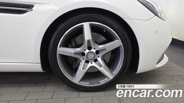 Mercedes-Benz SLC-Class SLC200