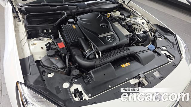 Mercedes-Benz SLC-Class SLC200