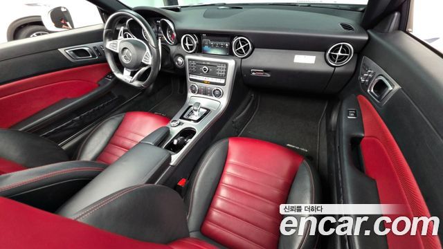 Mercedes-Benz SLC-Class SLC200