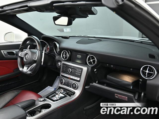 Mercedes-Benz SLC-Class SLC200