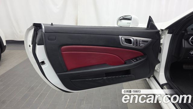 Mercedes-Benz SLC-Class SLC200