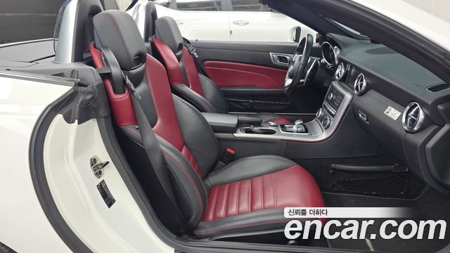 Mercedes-Benz SLC-Class SLC200