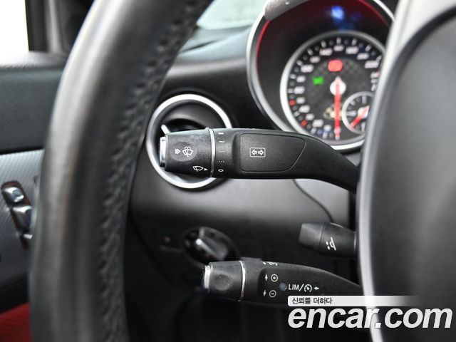 Mercedes-Benz SLC-Class SLC200