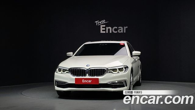 BMW 5-Series 530i xDrive Luxury Plus
