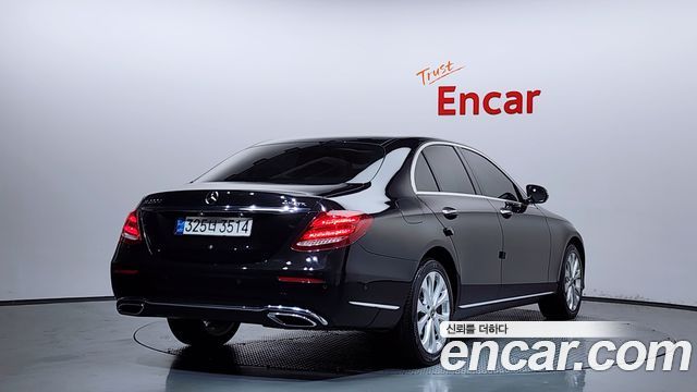 Mercedes-Benz E-Class E220d 4MATIC Exclusive