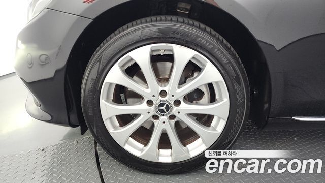 Mercedes-Benz E-Class E220d 4MATIC Exclusive