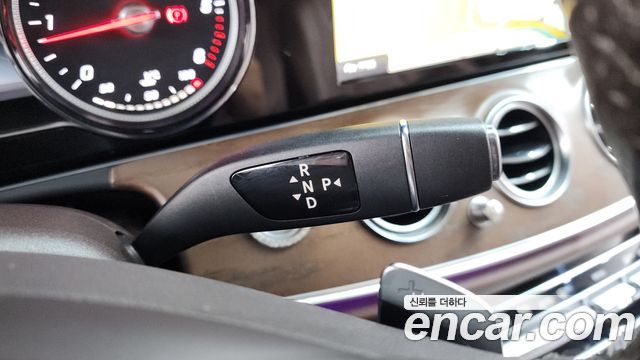 Mercedes-Benz E-Class E220d 4MATIC Exclusive