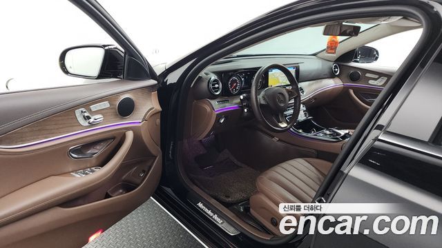 Mercedes-Benz E-Class E220d 4MATIC Exclusive