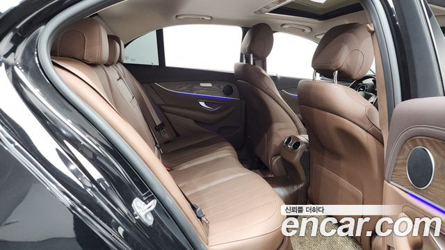 Mercedes-Benz E-Class E220d 4MATIC Exclusive