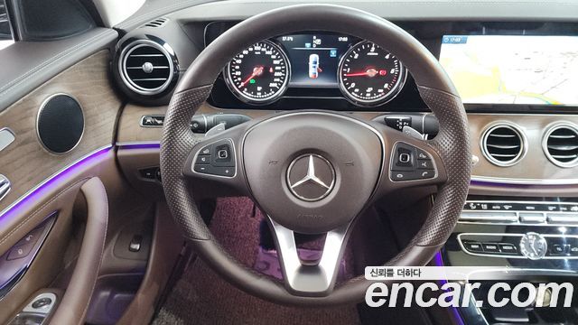 Mercedes-Benz E-Class E220d 4MATIC Exclusive