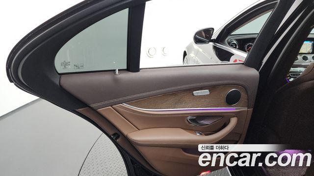 Mercedes-Benz E-Class E220d 4MATIC Exclusive