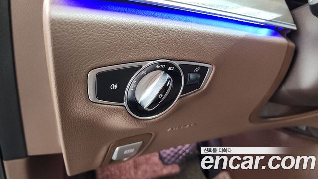 Mercedes-Benz E-Class E220d 4MATIC Exclusive