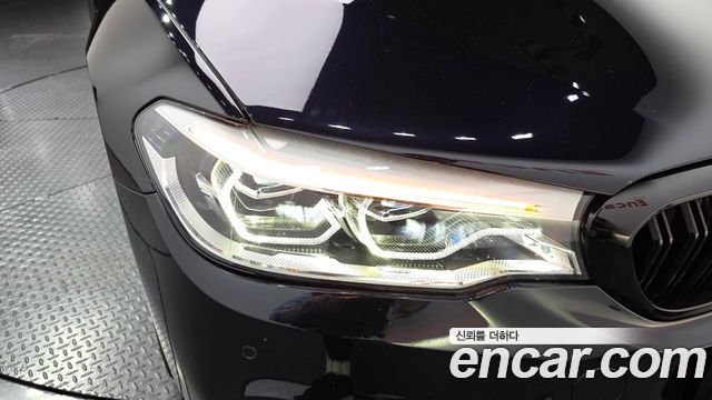BMW 5-Series 530i M Sport Package Plus