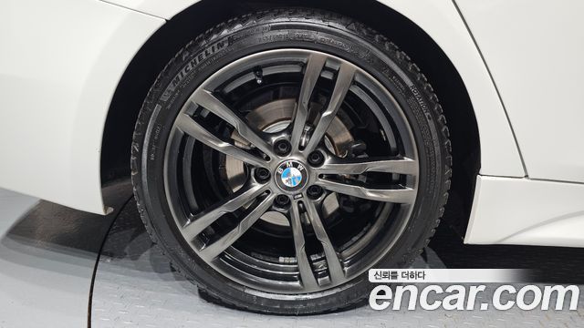 BMW 3-Series 320d Touring M Performence