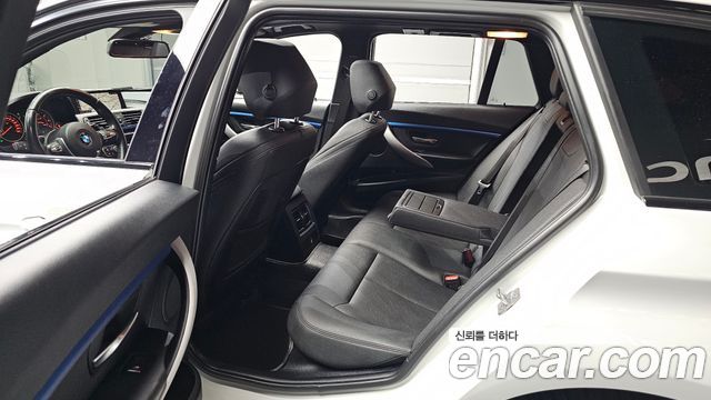 BMW 3-Series 320d Touring M Performence