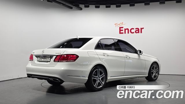 Mercedes-Benz E-Class E220 CDI Avantgarde