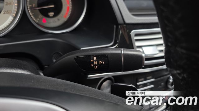 Mercedes-Benz E-Class E220 CDI Avantgarde