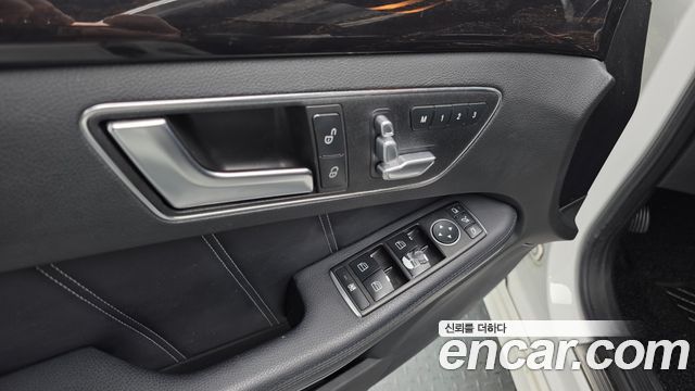 Mercedes-Benz E-Class E220 CDI Avantgarde